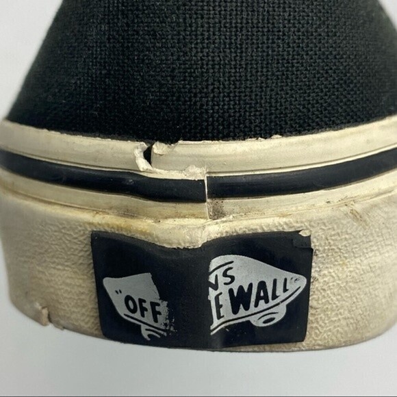 Vans Authentic Sneakers - Picture 11 of 12